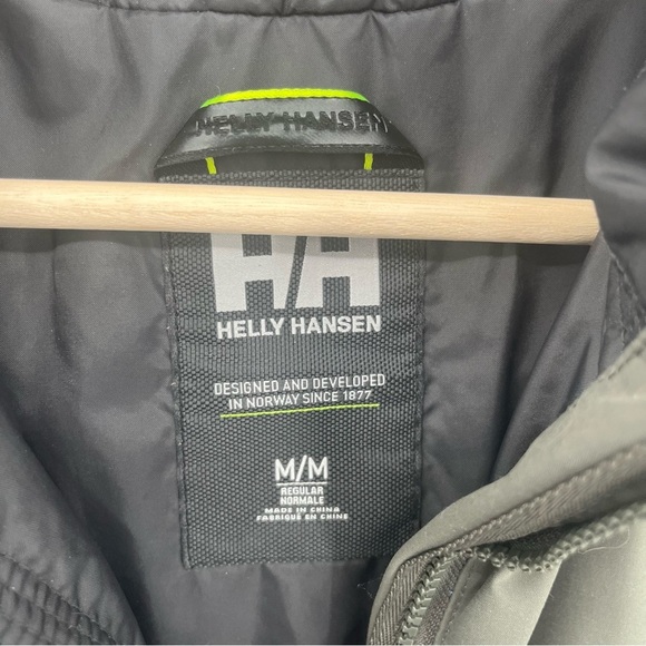 Helly Hansen Olive Green Women's Jacket - Picture 5 of 13